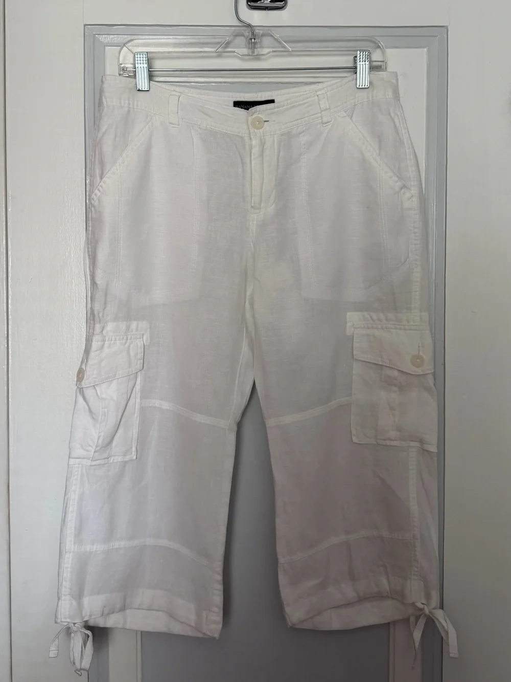 Banana Republic White Women’s Cargo Linen Capri Pants